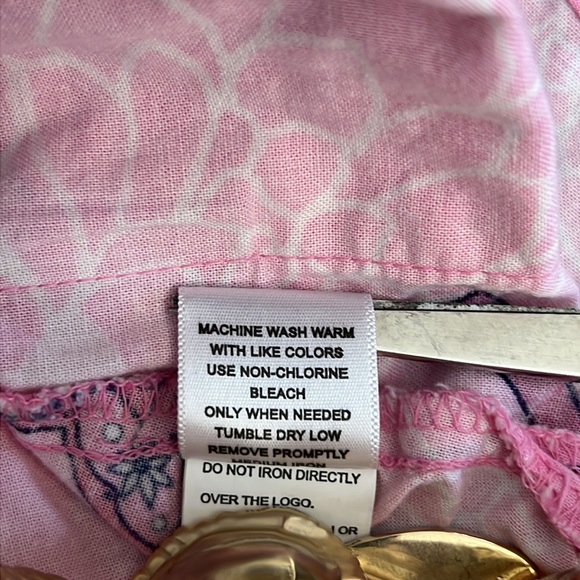 Koi By Kathy Peterson Butterfly Scrub Top Size XS - Picture 8 of 13